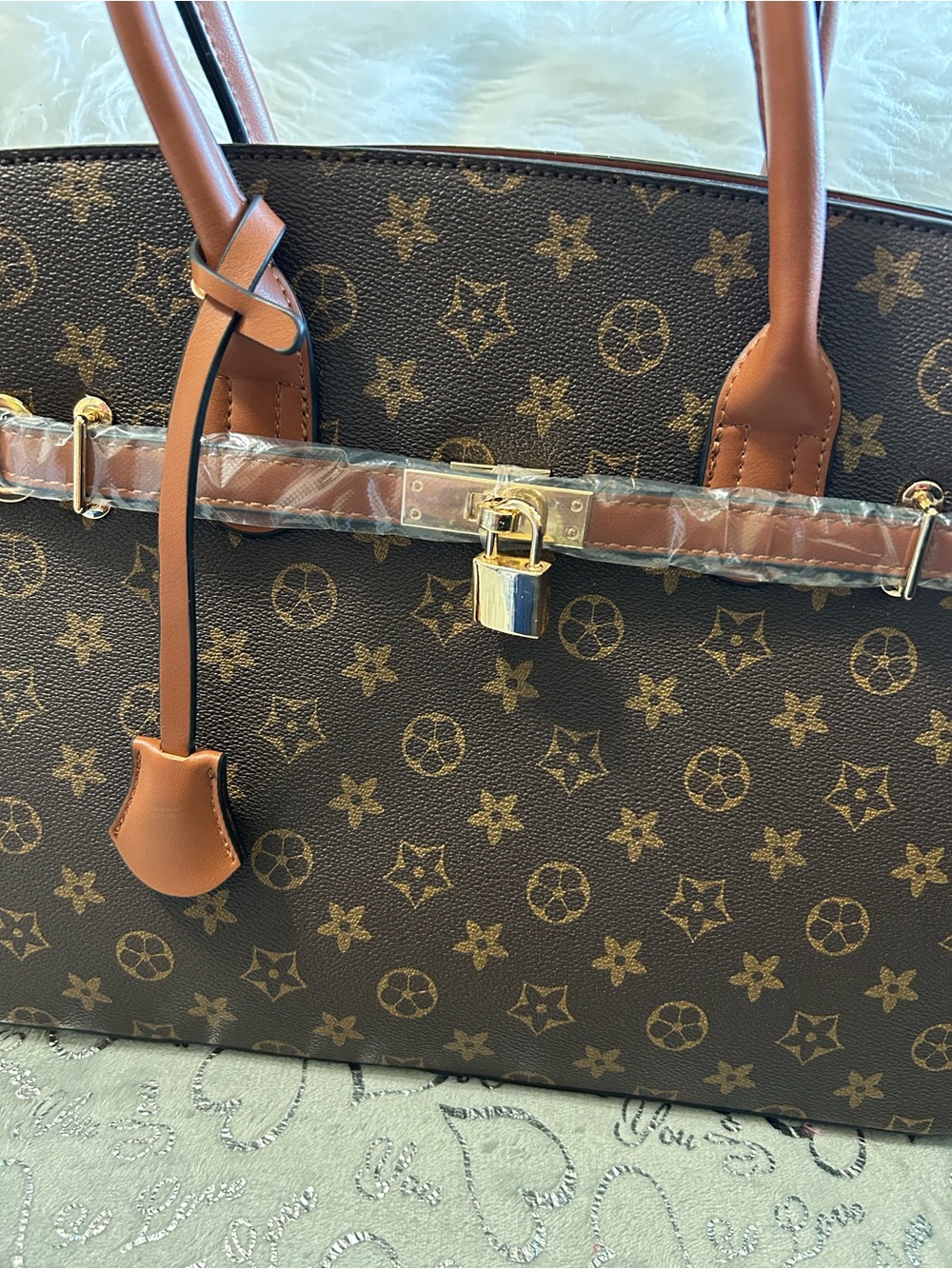 NWT Brown Monogram Tote Handbag with Gold Lock & Matching Wallet - Picture 2 of 11